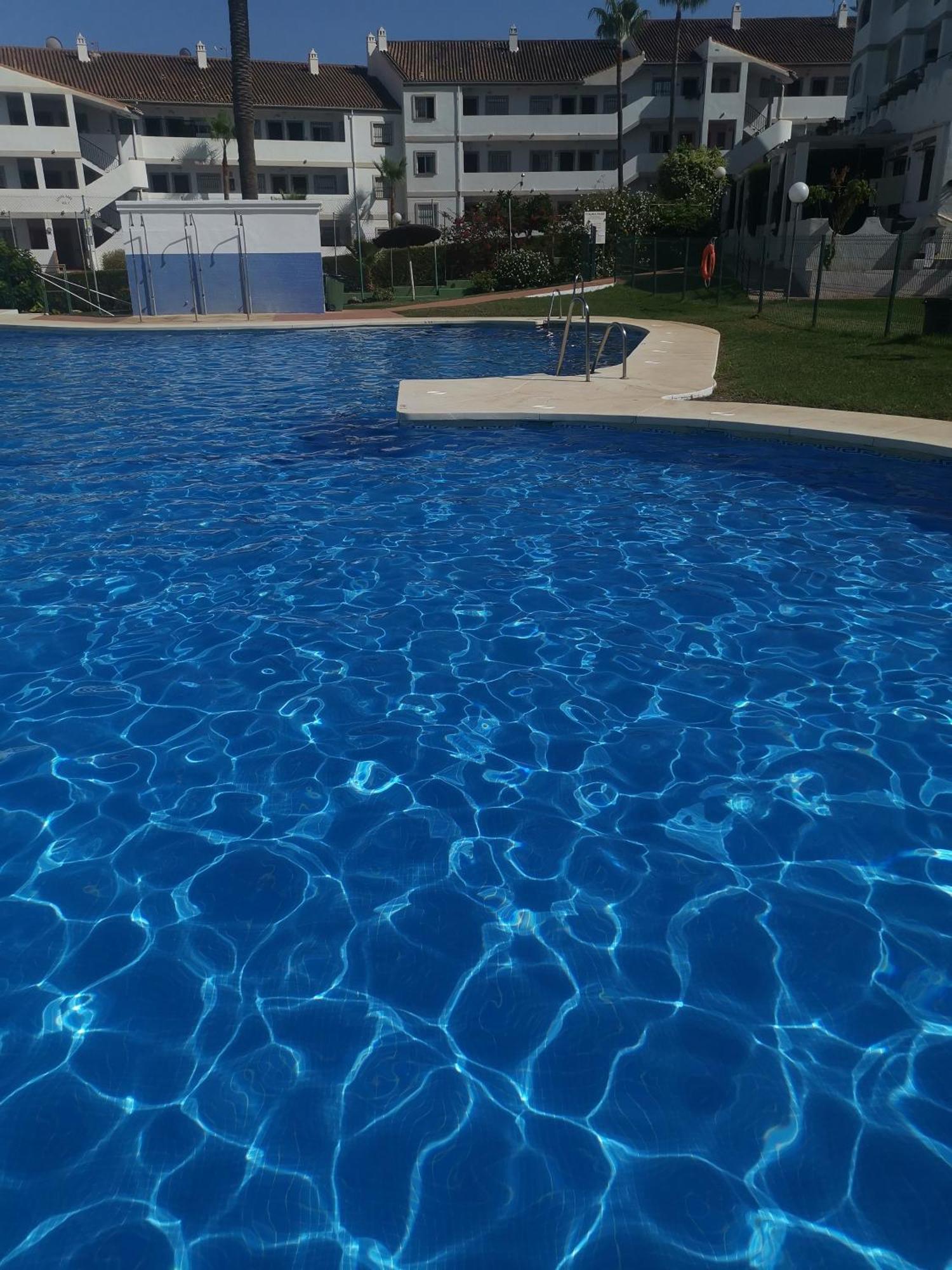 Apartamento Aquila Parque Фуэнхирола Экстерьер фото